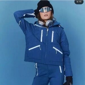 NWT Free People Movement All Prepped Quilted Short Parka Ski Jacket Blue Medium